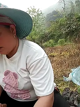 sary-hot2x online show from 03/27/26, 08:59