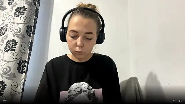 DavidaDao online show from 12/04/25, 02:04