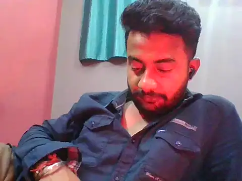 chutlhunter online show from 12/15/25, 08:35