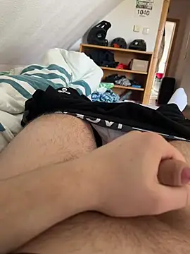 hannes256102 online show from 03/21/26, 10:42