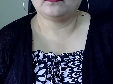 Soniya Sha online show from 03/30/26, 07:53
