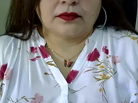 Soniya Sha online show from 04/14/26, 08:42