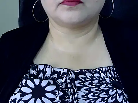 Soniya Sha online show from 05/25/26, 06:52