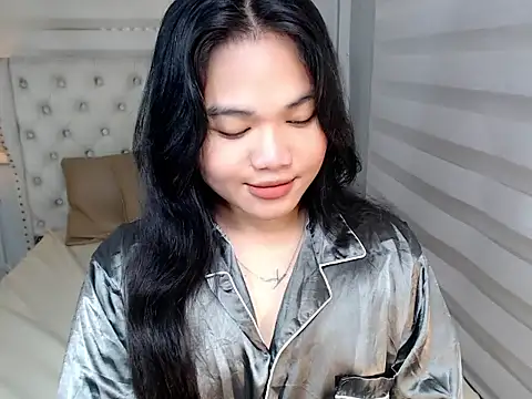 Snapshot of Provocative_Touch chatting on 06/19/26, 04:50 Provocative Touch online show from 06/19/26, 04:50