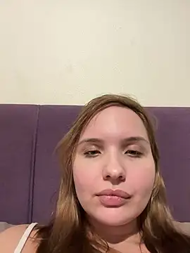 Snapshot of kate_homegirl chatting on 12/05/25, 04:36 kate homegirl online show from 12/05/25, 04:36