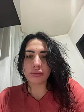 Snapshot of tesaa1212 chatting on 01/09/26, 04:43 tesaa1212 online show from 01/09/26, 04:43