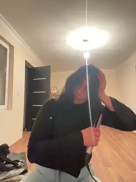 Snapshot of tesaa1212 chatting on 01/13/26, 04:34 tesaa1212 online show from 01/13/26, 04:34