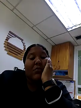 VaneandRossy online show from 03/22/26, 03:59