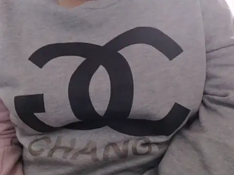 Snapshot of KhubsuratHaasina chatting on 01/18/26, 06:17 KhubsuratHaasina online show from 01/18/26, 06:17