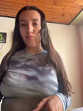 Alix Rousses21 online show from 04/01/26, 06:05