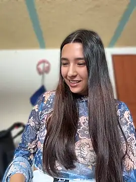 Alix Rousses21 online show from 04/22/26, 03:35