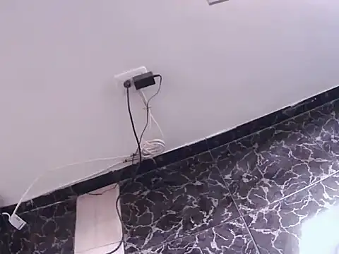 Fernanda andrew online show from 04/01/26, 03:53