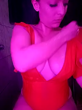 Snapshot of Rimi_luna69 chatting on 12/17/25, 09:43 Rimi luna69 online show from 12/17/25, 09:43