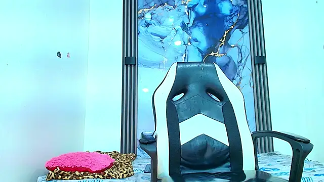 Valentina and sneider  online show from 01/14/26, 08:14