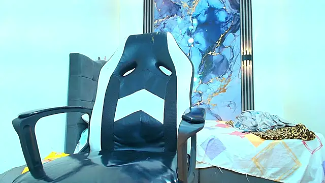 Valentina and sneider  online show from 02/09/26, 06:56