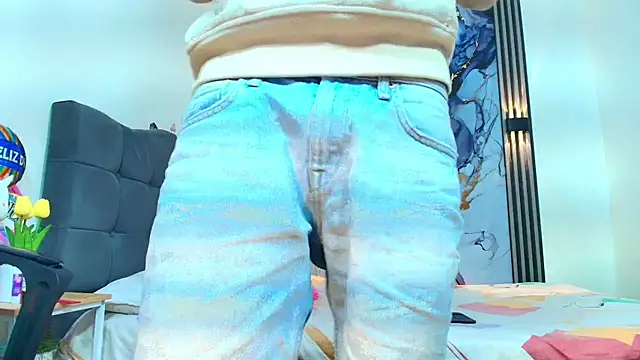 Valentina and sneider  online show from 03/11/26, 07:09