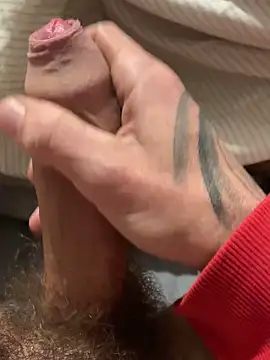 Snapshot of itwasntmefun chatting on 12/05/25, 07:54 itwasntmefun online show from 12/05/25, 07:54