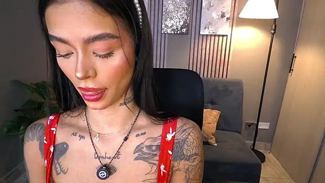 VegaLuxe online show from 07/12/26, 07:38