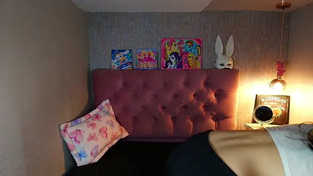 valentinashine online show from 04/25/26, 01:41