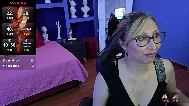 Snapshot of Scarlett_079 chatting on 12/05/25, 12:36 Scarlett 079 online show from 12/05/25, 12:36