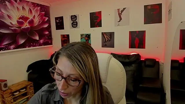 Scarlett 079 online show from 02/13/26, 12:01