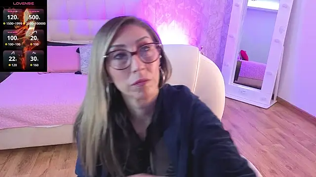 Scarlett 079 online show from 04/10/26, 11:48