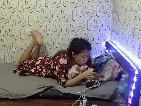 Snapshot of luna_love_bitex chatting on 04/14/26, 07:42 luna love bitex online show from 04/14/26, 07:42