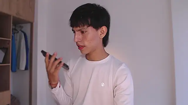 andrew courtzz online show from 02/18/26, 08:27