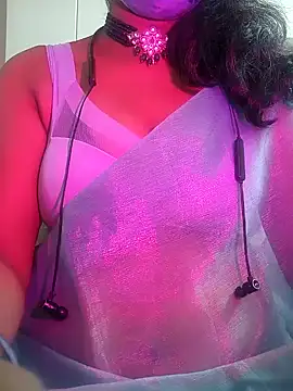 Preeti345 online show from 07/07/26, 12:42