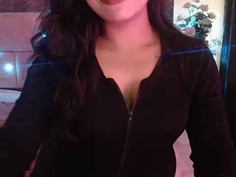 Lola Bebe online show from 04/07/26, 04:35