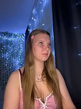 nelli lux  online show from 01/19/26, 12:03