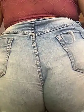 CorujinhaSafada online show from 12/15/25, 03:16