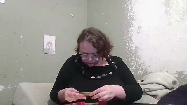 Rentastnrgurl online show from 12/14/25, 11:31