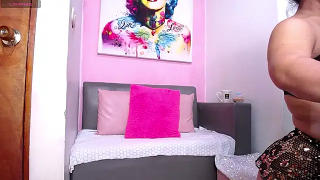 danycute  online show from 02/13/26, 12:12