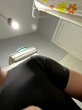 CharlyAlfa22 online show from 01/09/26, 04:21