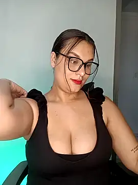 Valeriaa 21 online show from 03/19/26, 11:31