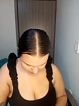 Valeriaa 21 online show from 06/12/26, 05:45