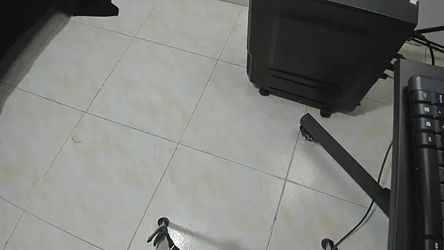 Snapshot of goldyht chatting on 12/16/25, 12:54 goldyht online show from 12/16/25, 12:54