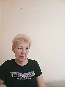 Calypso-Loove online show from 05/22/26, 08:42