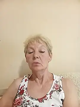 Snapshot of Calypso-Loove chatting on 07/11/26, 09:23 Calypso-Loove online show from 07/11/26, 09:23