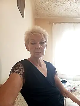 Snapshot of Calypso-Loove chatting on 07/12/26, 07:32 Calypso-Loove online show from 07/12/26, 07:32