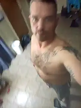 Lee trippy online show from 04/02/26, 03:15