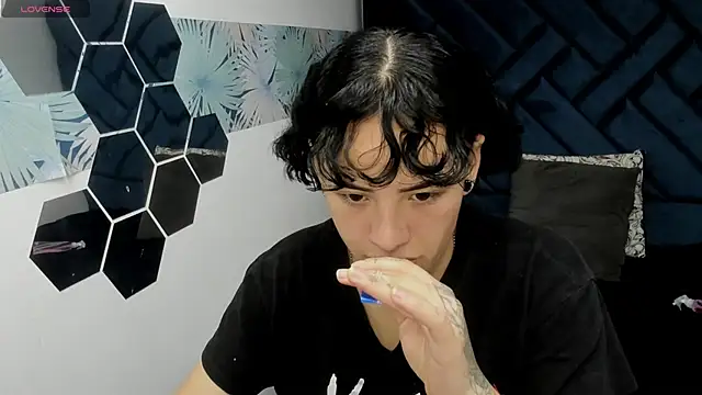 Kiara Fox   online show from 01/13/26, 07:52