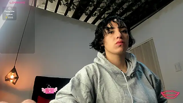 Kiara Fox   online show from 02/05/26, 01:27