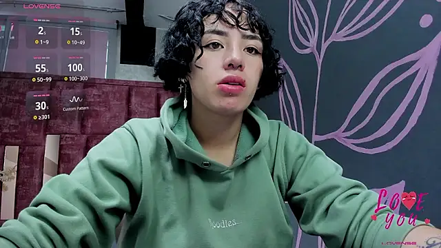 Kiara Fox   online show from 02/26/26, 08:30