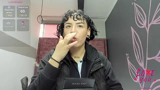 Kiara Fox   online show from 03/16/26, 08:24