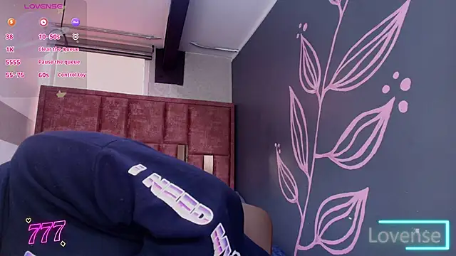 Kiara Fox   online show from 06/01/26, 08:10