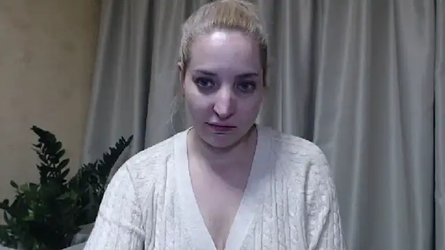 Snapshot of sweetpussy chatting on 02/21/25, 07:10 sweetpussy online show from 02/21/25, 07:10