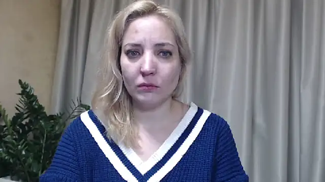 Snapshot of sweetpussy chatting on 11/06/25, 05:47 sweetpussy online show from 11/06/25, 05:47