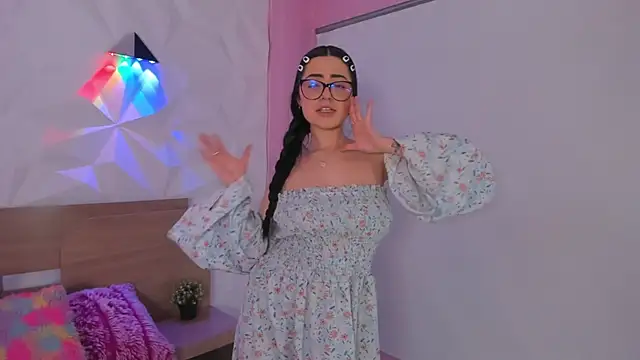 Snapshot of abby_angel_1 chatting on 12/16/25, 12:43 abby angel 1 online show from 12/16/25, 12:43